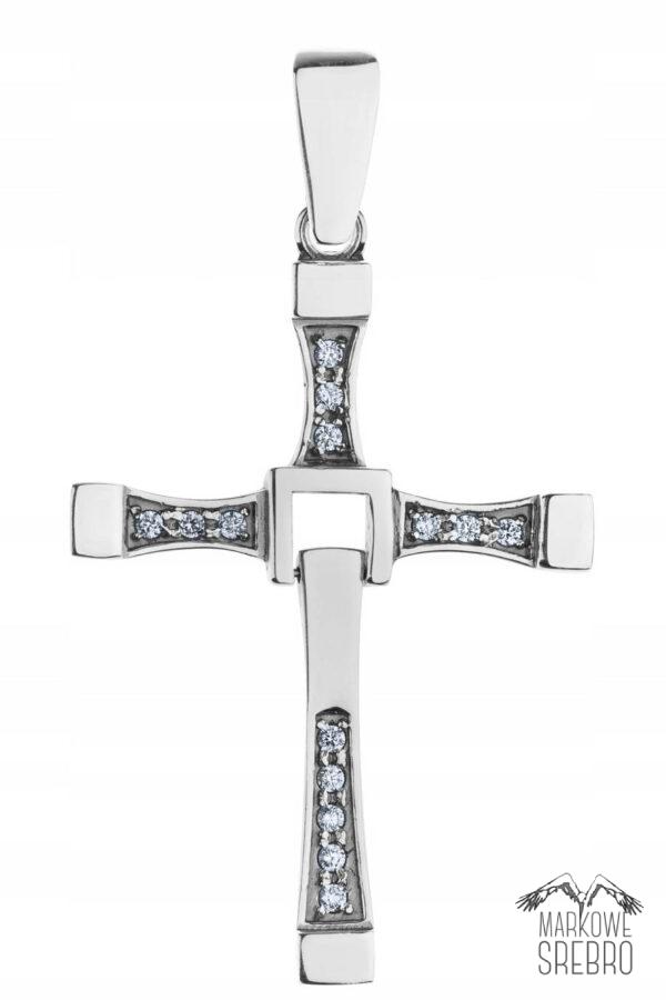 Krzyż srebro i cyrkonie pr925